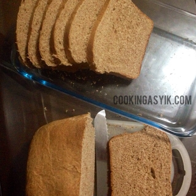 Resep membuat roti gandum wheat bread mudah dengan mixer